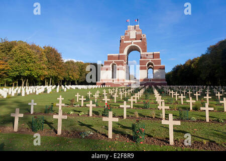 Frankreich Somme Thiepval Britisch-Denkmal zum Gedenken an die Französisch-britischen Offensive der Schlacht an der Somme 1916 Stockfoto