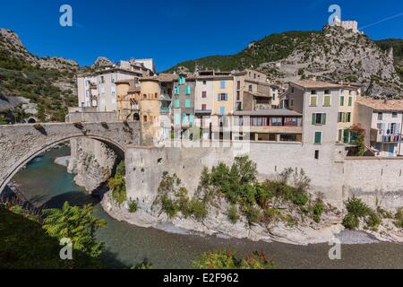 Frankreich, Alpes de Haute Provence, Entrevaux mittelalterliche Stadt von Vauban befestigt Stockfoto