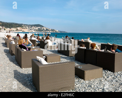 am Strand Café am Lido Strand, Promenade des Anglais, Nizza, Frankreich Stockfoto