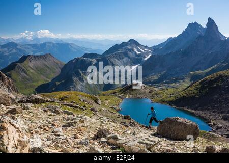 Frankreich Savoie Beaufortain Massif La Cote d'Aime Lac de Presset und Presset Hütte (2514 m) mit Blick auf La Pierra Menta (2714 Stockfoto