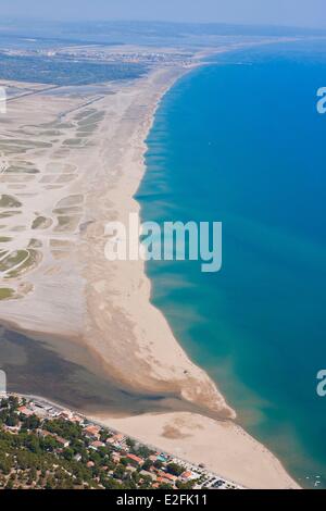 Frankreich, Aude, Corbieres, Leucate La Franqui, Plage des Coussoules beach (Luftbild) Stockfoto