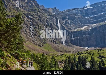 Frankreich Hautes Pyrenäen Parc National des Pyrenäen (Nationalpark Pyrenäen) Cirque de Gavarnie, Weltkulturerbe der UNESCO Stockfoto
