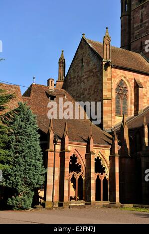 Frankreich Bas-Rhin-Wissembourg Saint-Pierre Saint Paul Kirche die unvollendete gotische Kreuzgang Stockfoto