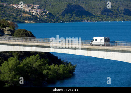 Frankreich Alpes de Haute Provence Verdon Regionalpark Lac de Sainte Croix Stockfoto