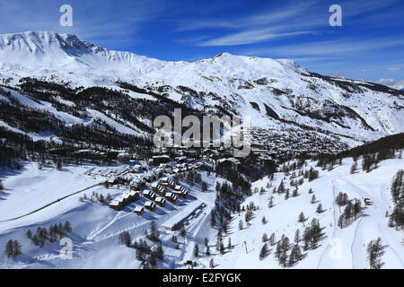 Skigebiet Frankreich Hautes Alpes Vars Les Claux (Luftbild) Stockfoto