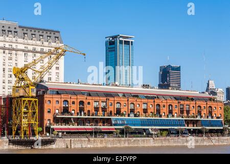 Argentinien Buenos Aires Puerto Madero alten Hafen verwandelt sich in ein neues Wohn- und in den 2000er Jahren Stockfoto