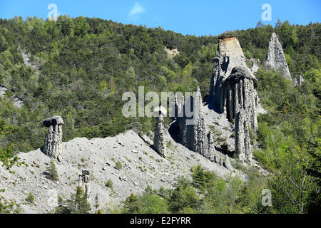 Frankreich Hautes Alpes Le Sauze du Lac Les Demoiselles Coiffees (Feenkamine) Stockfoto