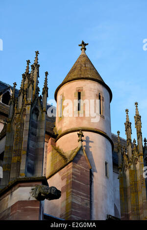 Frankreich-Bas-Rhin Niederhaslach Saint Florent-Stiftskirche datiert 13. Jahrhundert runden Turm Stockfoto