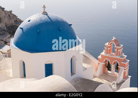 Oia Griechenland Kykladen Inseln Insel Santorini (Thira) auf dem Rand der caldera Stockfoto