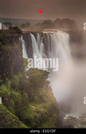 Simbabwe Matabeleland North Victoria Falls National Park als Weltkulturerbe UNESCO Blick von simbabwischen Seite gelistet Stockfoto