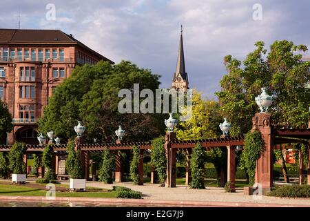 Deutschland Baden Württemberg Mannheim Garten Friedrich Platz vor der Maritim Parkhotel Stockfoto