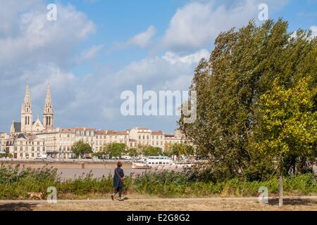 Gegend von Frankreich Gironde Bordeaux Weltkulturerbe von UNESCO Quai des Chartrons und Saint Louis Chartrons abgeschlossen im Jahr 1880 Stockfoto