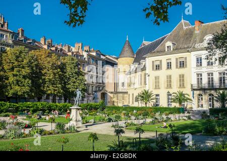 Frankreich Isere Grenoble den Stadtgarten und das alte Lesdiguieres Hotel zwischen 1595 und 1602 errichtet und jetzt Maison de Stockfoto