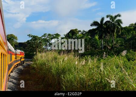 Panama Panama Canal Railway historischen Zug verläuft zwischen Panama-Stadt & Colon, Panama-Kanal entlang und durch Isthmus Stockfoto