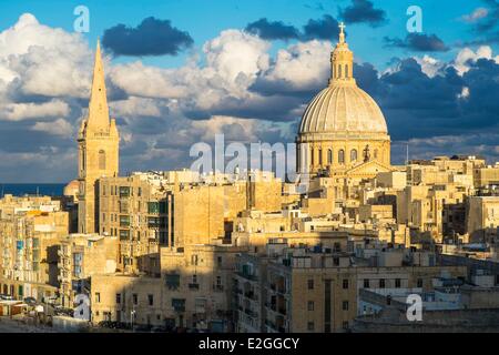 Malta La Valletta als Weltkulturerbe der UNESCO, Saint Andrew Bastion anglikanische Kirche und Carmes Kirche anzeigen Stockfoto