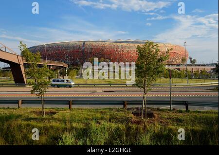 Provinz Gauteng Südafrika Johannesburg Soweto Stadt Soccer City-Stadion von den Architekten Boogertman Urban Edge und Partner Stockfoto