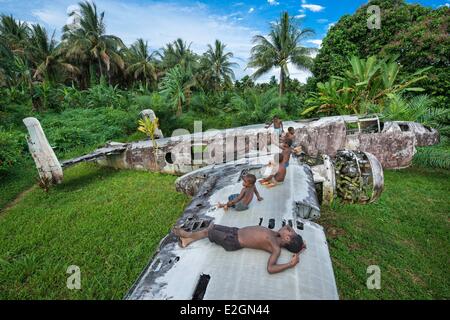 Papua-Neu-Guinea New Britain Island West New Britain Provinz Flugplatz Bezirk Kimbe Gatuwore Dorf Santa Monica Flugzeug Stockfoto