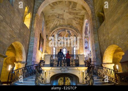 Tschechische Republik-Prag-Altstadt Weltkulturerbe von UNESCO Interieur der romanischen Basilika von St. George Prag Burg Hradschin Stockfoto