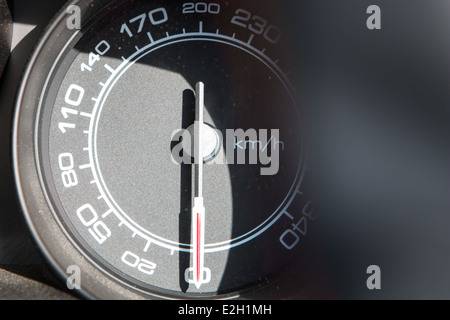 Ferrari California T Tachometer Stockfoto