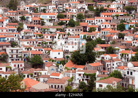 Das traditionelle Bergdorf Chora (Hora) auf der nordägäischen griechischen Insel Samothraki, Thrakien, Griechenland. Stockfoto