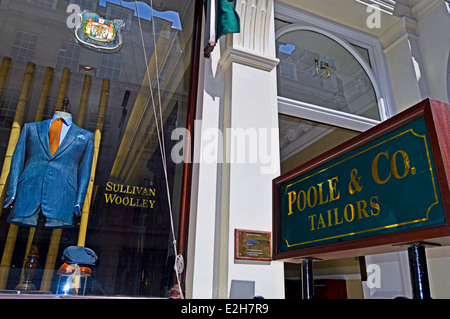 Maßgeschneiderte Schneider auf Savile Row, Mayfair, City of Westminster, London, England, Vereinigtes Königreich Stockfoto