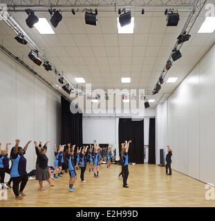 Notre Dame Catholic College, Everton, Vereinigtes Königreich. Architekt: Sheppard Robson, 2014. Stockfoto