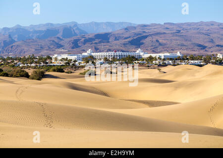 RIU Hotel am Strand mit Dünen bei Maspalomas, Dunas de Maspalomas, Gran Canaria, Kanarische Inseln, Spanien Stockfoto