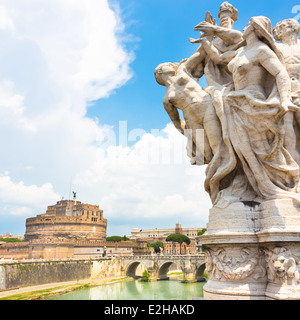 Sant Angelo Burg und Brücke in Rom, Italien. Stockfoto