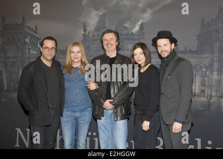 Jan Josef Liefers, Anna Loos, Friedmann Fromm, Claudia Eisinger, Franz Dinda bei der Fototermin für Nacht schlug Berlin im Atlantik Hotel.  Wo: Hamburg, Deutschland bei: 10. Januar 2013 Stockfoto