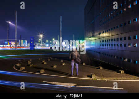 Nachtansicht von Porte de Rennes, Nantes, Loire-Atlantique, Frankreich Stockfoto