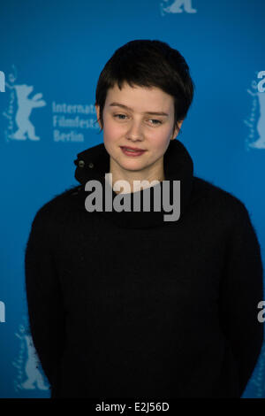 Pauline Etienne am 63. Internationalen Filmfestspiele Berlin (Berlinale) - La Religieuse Photocall - Grand Hyatt Hotel am Potsdamer Platz Platz.  Credits: Eva Napp/WENN.com wo: Berlin, Deutschland bei: 10. Februar 2013 Stockfoto