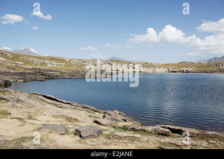 Wandern auf dem Plateau des Emparis, Lac Noir 2431m, Massif de l'Oisans, Naturpark Les Ecrins, Isère, Rhône-Alpes, Frankreich. Stockfoto