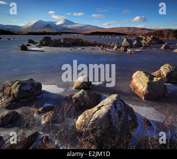 Späten Nachmittag Winter Licht auf man Na -h-Achlaise in den Highlands von Schottland Stockfoto