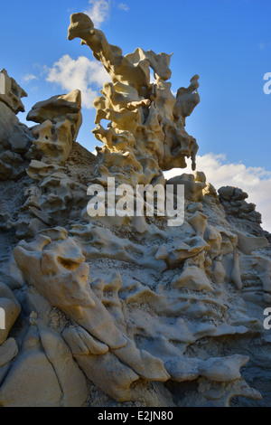 Seltsame erodierte Formen in Fantasy Canyon in der Nähe von Vernal, Utah Stockfoto