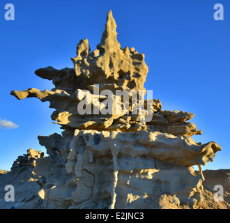 Seltsame erodierte Formen in Fantasy Canyon in der Nähe von Vernal, Utah Stockfoto