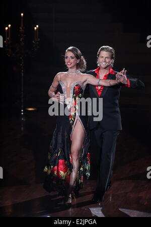 Paul Jahnke, Ekaterina Leonova im deutschen Fernsehen RTL show "Let ´s Dance" im Coloneum TV-Studios.  Wo: Köln bei: 5. April 2013 Stockfoto