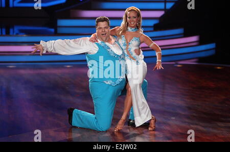 Isabel Edvardsson, Tetje Mierendorf im deutschen Fernsehen RTL show "Let ´s Dance" im Coloneum TV-Studios.  Wo: Köln bei: 12. April 2013 Stockfoto