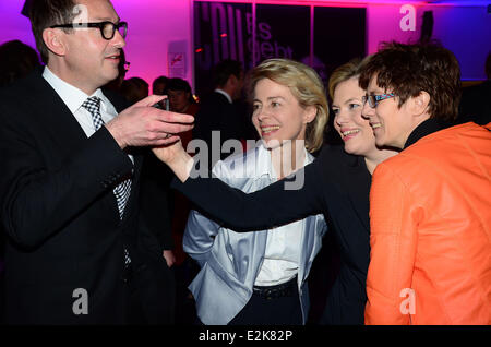 Alexander Dobrindt, Ursula von der Leyen, Julia Kloeckner und Annegret Kramp-Karrenbauer bei CDU Media Night im Konrad-Adenauer-Haus.  Wo: Berlin, Deutschland bei: 14. Mai 2013 Stockfoto