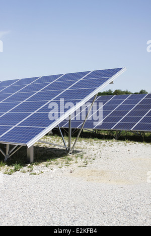 Photovoltaik-Panel, Saint-Marcellin, Isere, Rhone-Alpes, Frankreich. Stockfoto