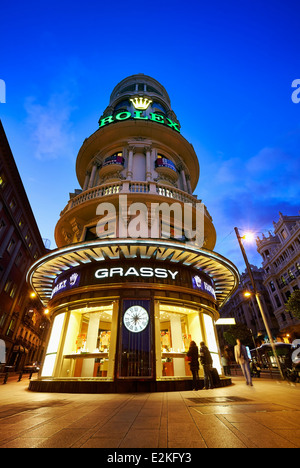 Grasig Edificio, gefunden in Gran Vía Allee. Madrid. Spanien Stockfoto