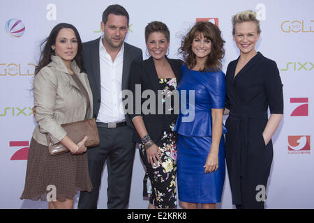 Simone Panteleit, Matthias Killing, Vanessa Blumhagen, Marlene Lufen, Karen Heinrichs am deutschen TV ProSieben 2013/2014 Saison Präsentation am Hamburg Cruise Center Altona.  Wo: Hamburg, Deutschland bei: 26. Juni 2013 Stockfoto