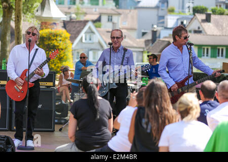 Status Quo auf der Schweizer TV-Show "SRF Bi de Lüt" Herisau, Schweiz - 03.08.2013 wo: Herisau, Schweiz bei: 3. August 2013 Stockfoto