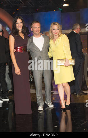 Bettina Zimmermann, Ralf Schmitz, Anna-Maria Mühe bei Deutscher Radiopreis 2013 (German Radio Award 2013) bei Schuppen 52.  Mitwirkende: Bettina Zimmermann, Ralf Schmitz, Anna-Maria Mühe wo: Hamburg, Deutschland bei: 05 September 2013 Stockfoto