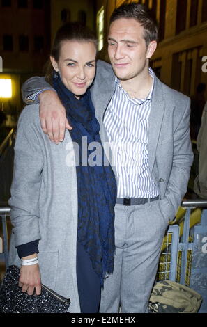 Annika Kipp und Frederick Lau bei der Filmpremiere von Sein Letztes Rennen in der Kulturbrauerei-Filmtheater.  Wo: Berlin, Deutschland bei: 7. Oktober 2013 Stockfoto