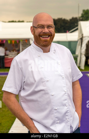 Simon Hulstone ist ein Award preisgekrönten Koch, Inhaber der Elephant Restaurant in Torquay und regelmäßig in TV-Kochshows Stockfoto