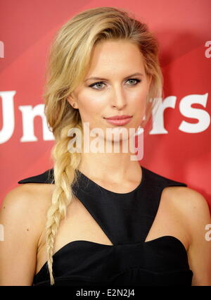 NBCUniversal des "2013 Winter TCA Tour" Tag 2 im Langham Hotel mit: Karolina Kurkova Where: Pasadena, Kalifornien, USA bei: 07 Jan Stockfoto