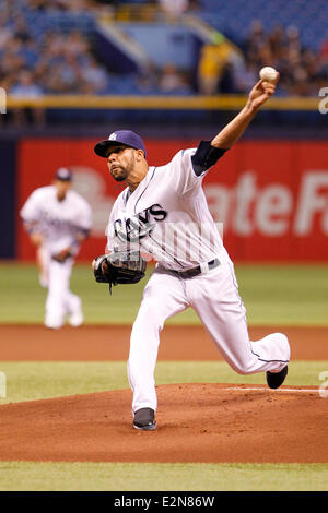 St. Peterberg, FL, USA. 20. Juni 2014. . Tampa Bay Rays ab Krug David Price (14) werfen im ersten Inning der Houston Astros in der Tampa Bay Rays im Tropicana Field in St. Petersburg, Florida am Freitag, 20. Juni 2014. (Credit: Willen Vragovic/Tampa Bay Times / ZUMA Press, Inc/Alamy Live News Stockfoto