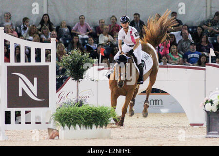 Nespresso-5. jährlichen Battle of The Sexes während der 2013 FTI Consulting Winter Equestrian Festival in Palm Beach International Equestrian Center mit: Deborah Stephens wo: Wellingtion, Florida, Vereinigte Staaten wann: 12. Januar 2013 Stockfoto