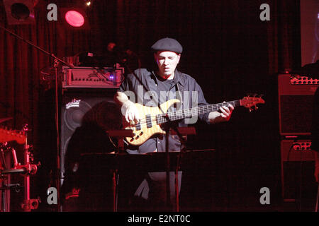 Billy Cobham Band Spectrum erklingt in der b.b. King Bar und Grill mit: Ric Fierabracci wo: New York City, NY, USA bei: 16. Januar 2013 Stockfoto