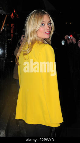 MTV-Moderatorin, Laura Whitmore verlässt eine Party feiert die neue Partnerschaft zwischen Johnnie Walker Blue Label bei Annabels Featuring: Laura Whitmore Where: London, Vereinigtes Königreich bei: 5. Februar 2013 Stockfoto